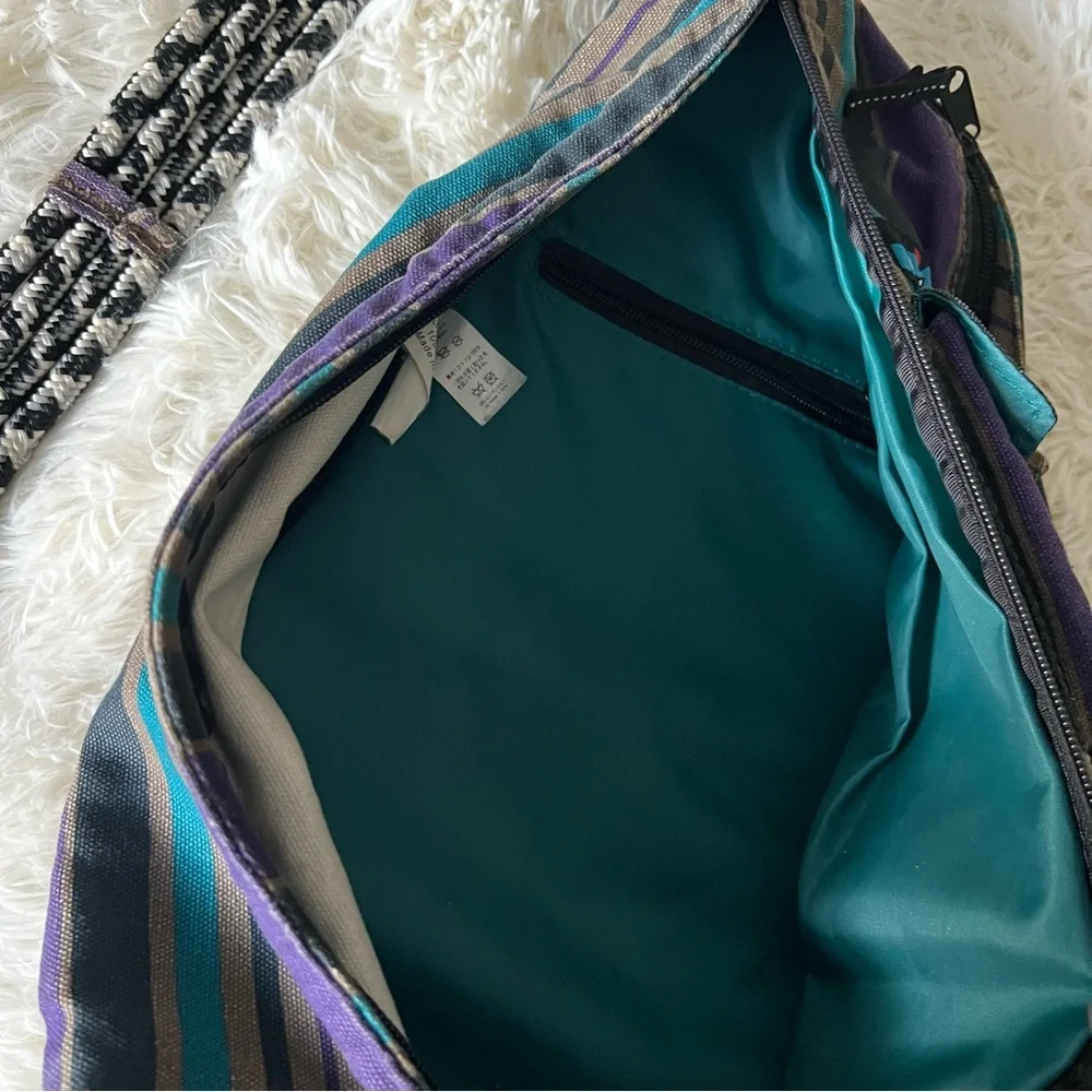 Kavu cross-body sling shoulder bag backpack - Picture 4 of 5